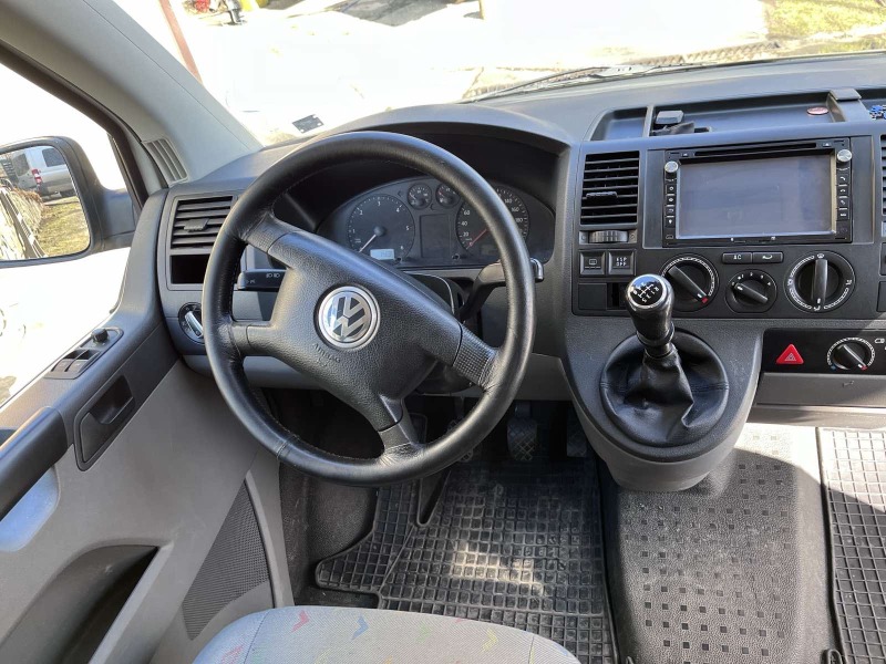 VW T5 Транспортер, снимка 7 - Бусове и автобуси - 46243170