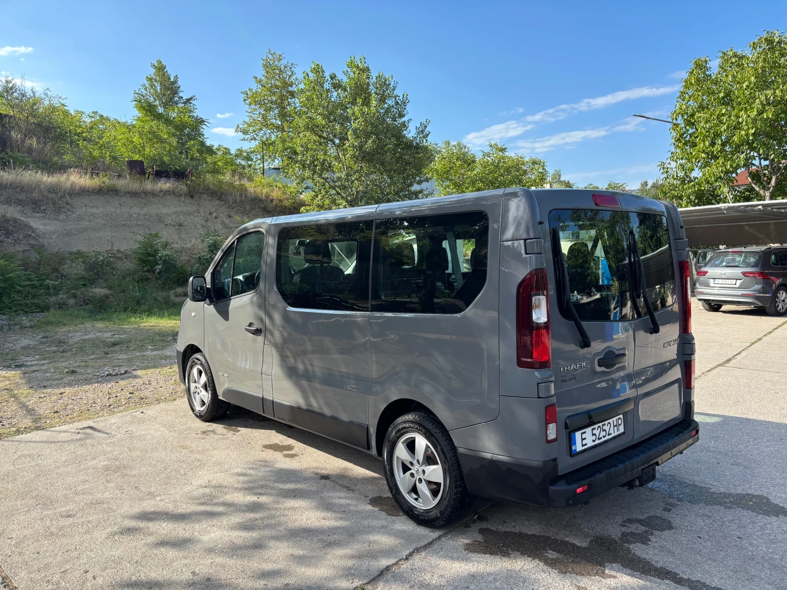 Renault Trafic, снимка 3 - Бусове и автобуси - 55667396