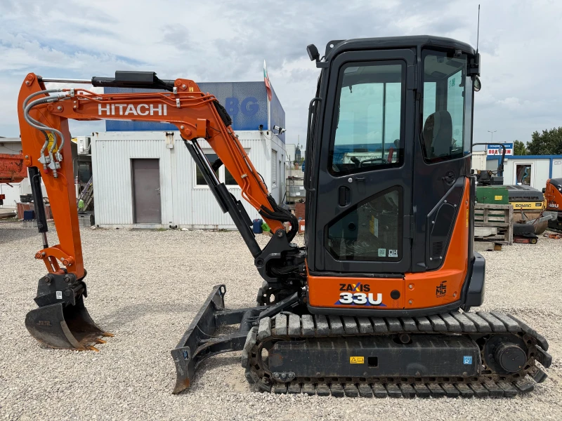 Багер Hitachi ZX 33 U-6