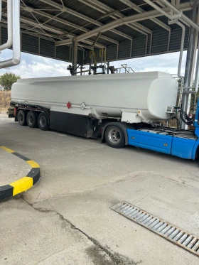 Полуремарке Schwarzmuller TS 3 E