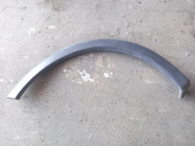 Пластмаса вежда,лайсна калник лява Опел Корса Ц 