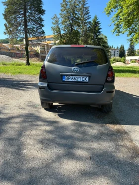 Toyota Corolla verso, снимка 4