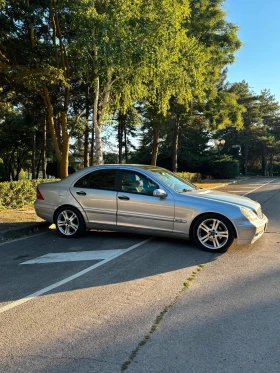 Mercedes-Benz C 200, снимка 6