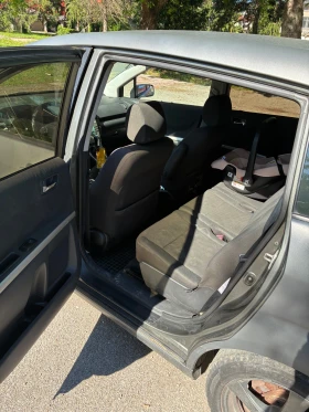 Toyota Corolla verso - 2700 € / 5280.74 лв. - 51174579 6