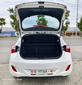 Hyundai I30 1.6CRDi Swiss Aut. | Mobile.bg � ����� ������ 10