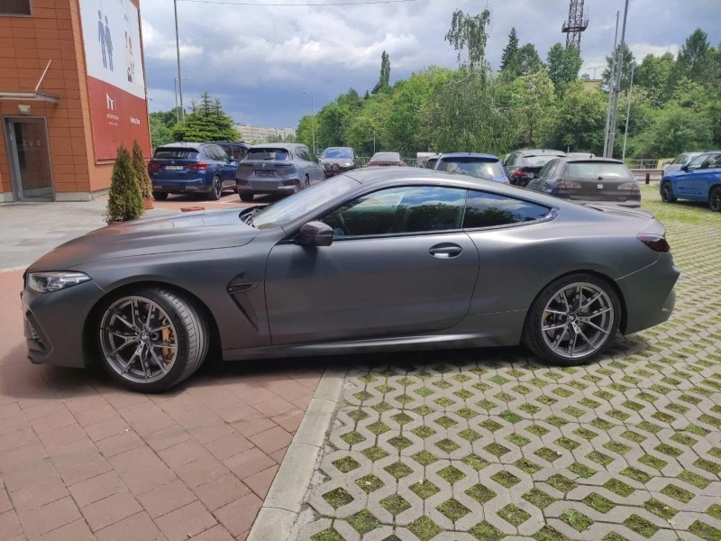 BMW M8 Competition Coupe, снимка 3 - Автомобили и джипове - 40874106