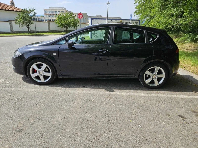 Seat Leon 2.0 fsi, снимка 3 - Автомобили и джипове - 47317054