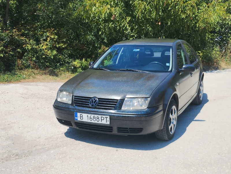 VW Bora, снимка 1 - Автомобили и джипове - 47312304