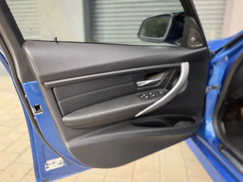 BMW 335, снимка 10 - Автомобили и джипове - 52042432