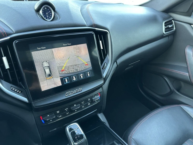 Maserati Ghibli, снимка 7 - Автомобили и джипове - 52615544