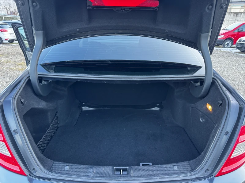 Mercedes-Benz C 200 KOMPRESSOR, снимка 13 - Автомобили и джипове - 53112318