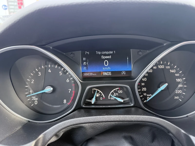Ford Focus 1, 5 Ecoboost, снимка 10 - Автомобили и джипове - 53301535
