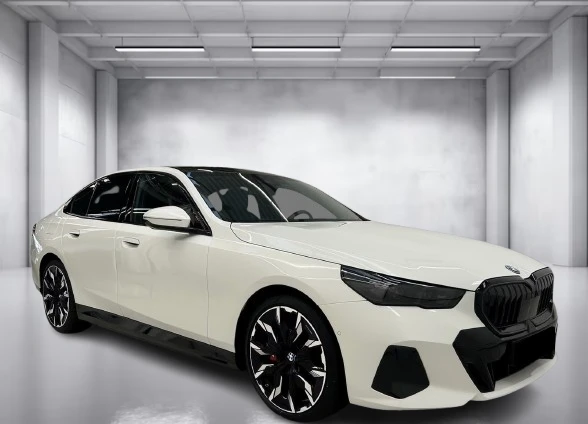 BMW 550 e xDrive = M-Sport Pro = Гаранция