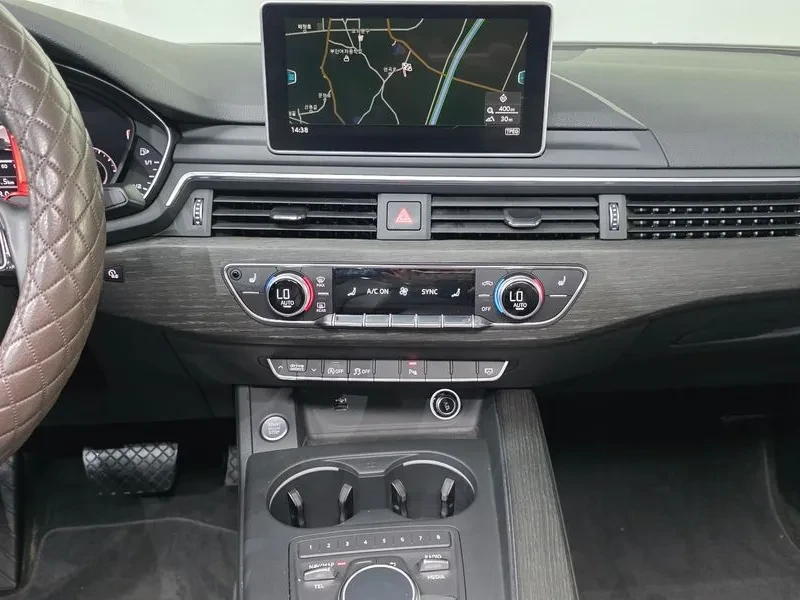 Audi A4 40 Tfsi Premium, снимка 16 - Автомобили и джипове - 56205730