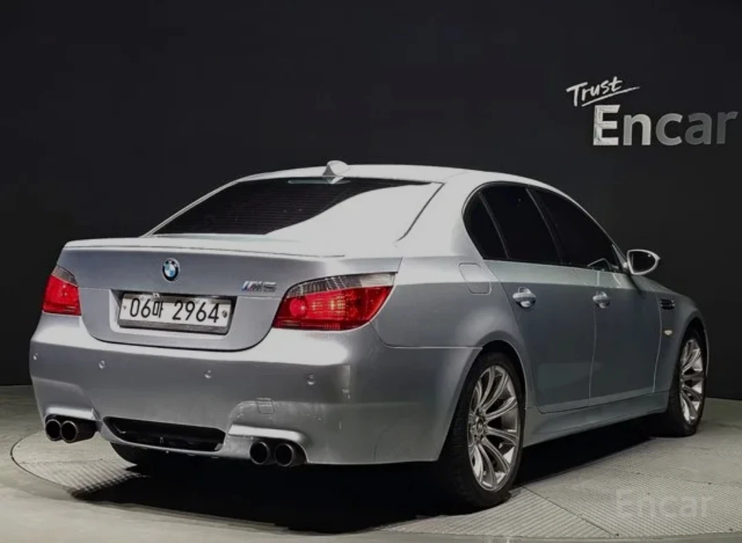 BMW M5  - изображение 2