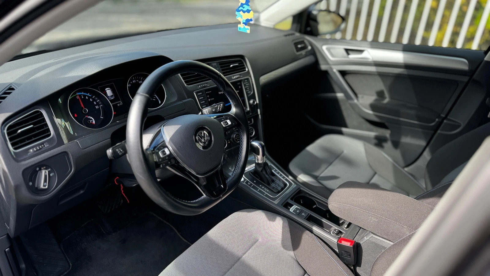 VW Golf  - изображение 7