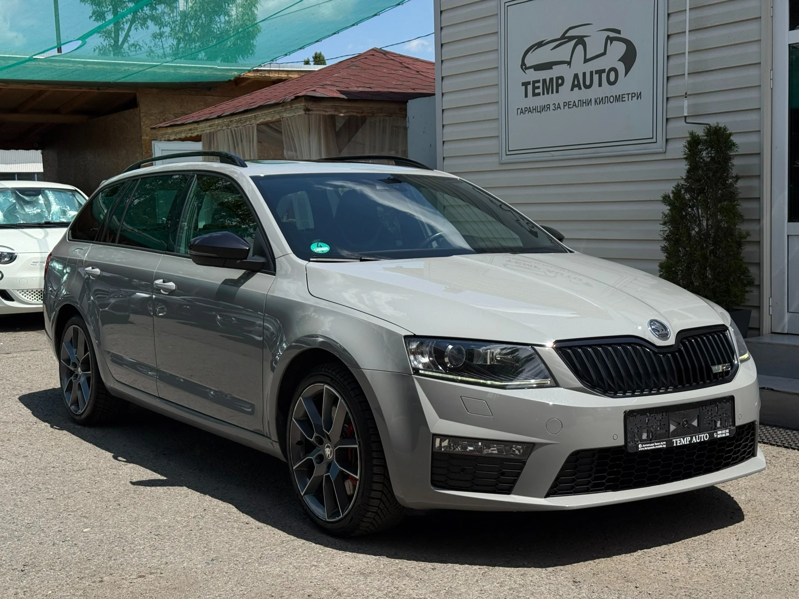 Skoda Octavia VRS* СЕРВИЗНА КНИЖКА С ПЪЛНА СЕРВИЗНА ИСТОРИЯ - изображение 3