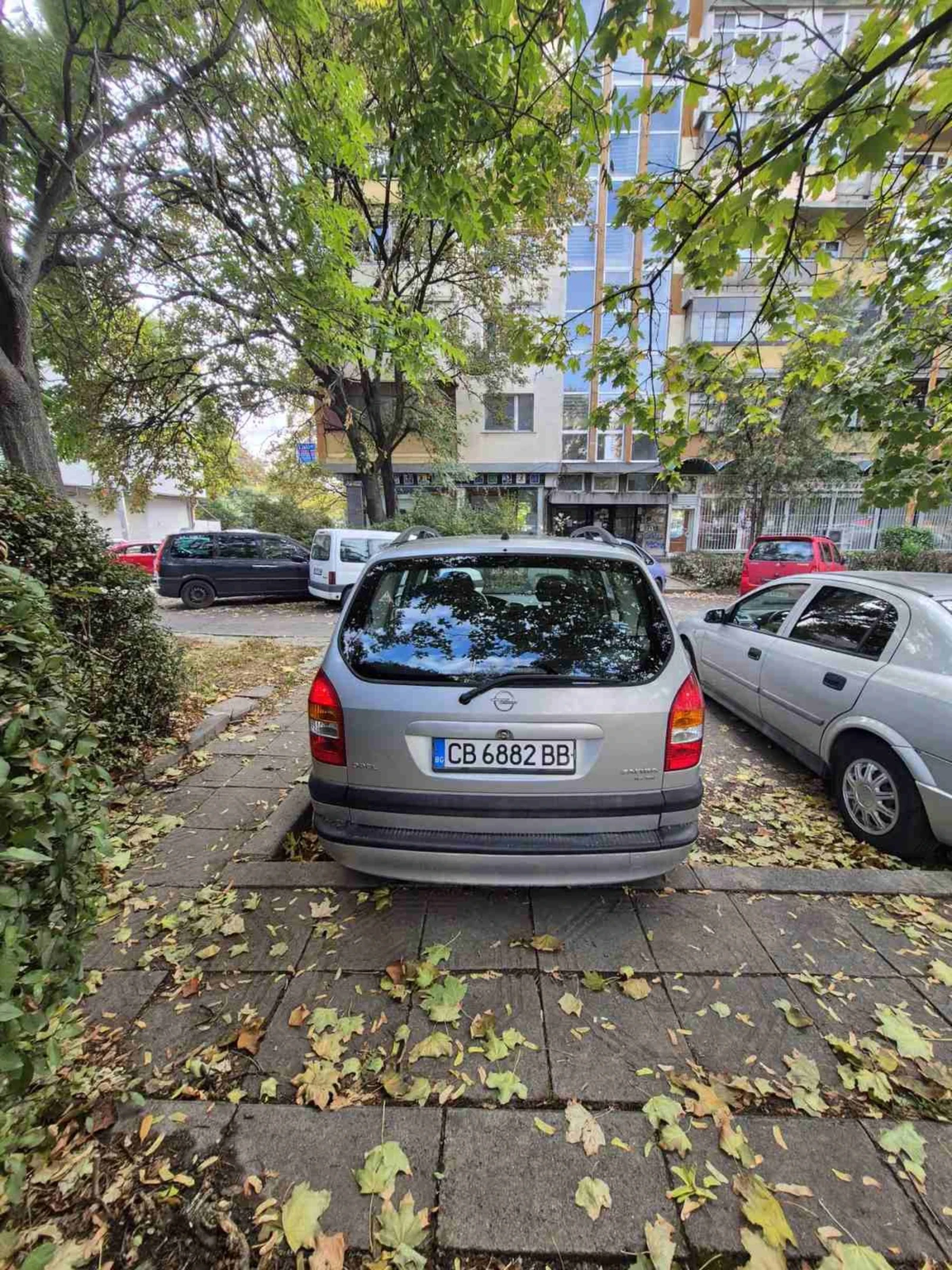 Opel Zafira A 1.6 16V Бензин - изображение 3