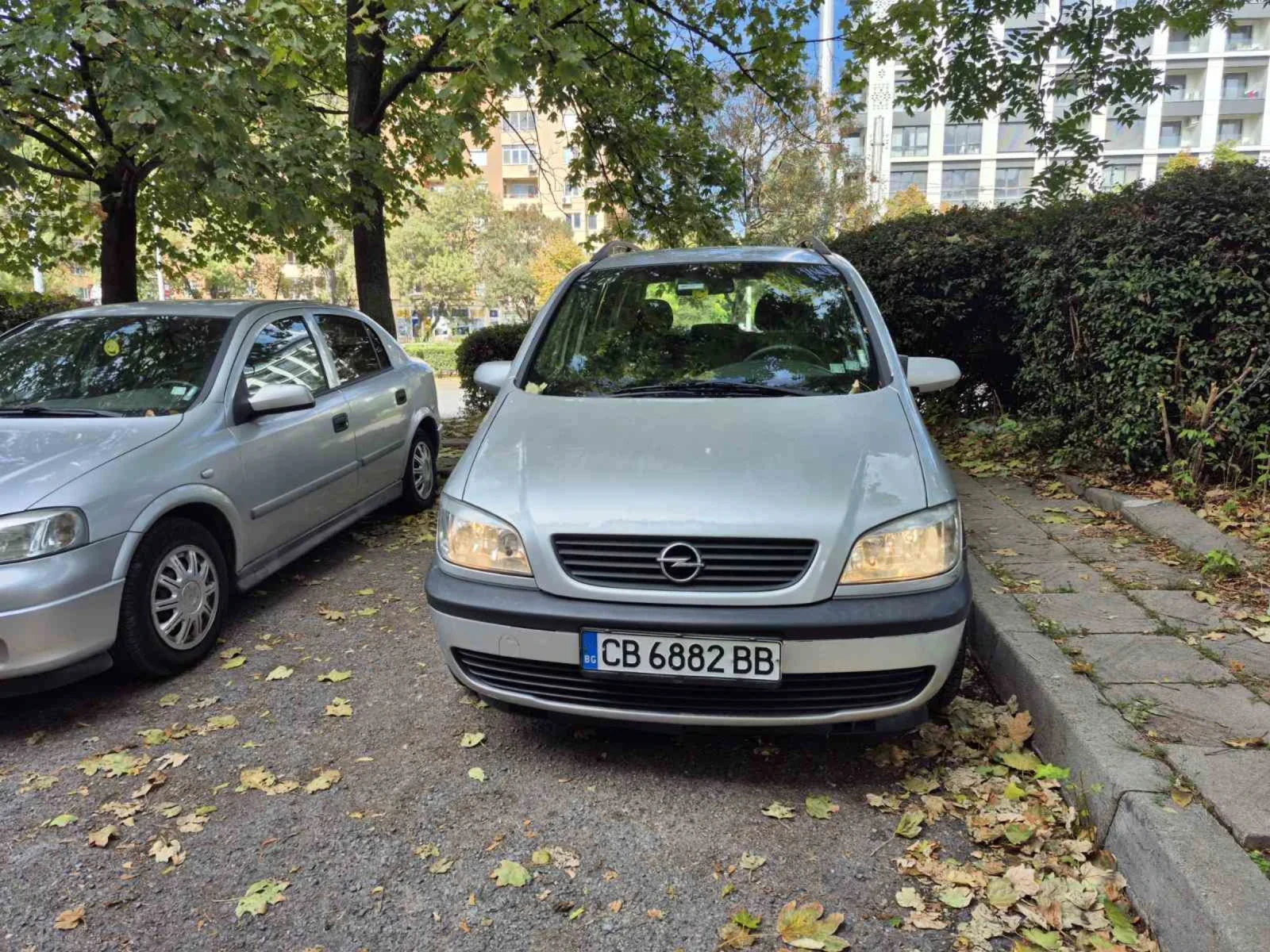 Opel Zafira A 1.6 16V Бензин - изображение 2