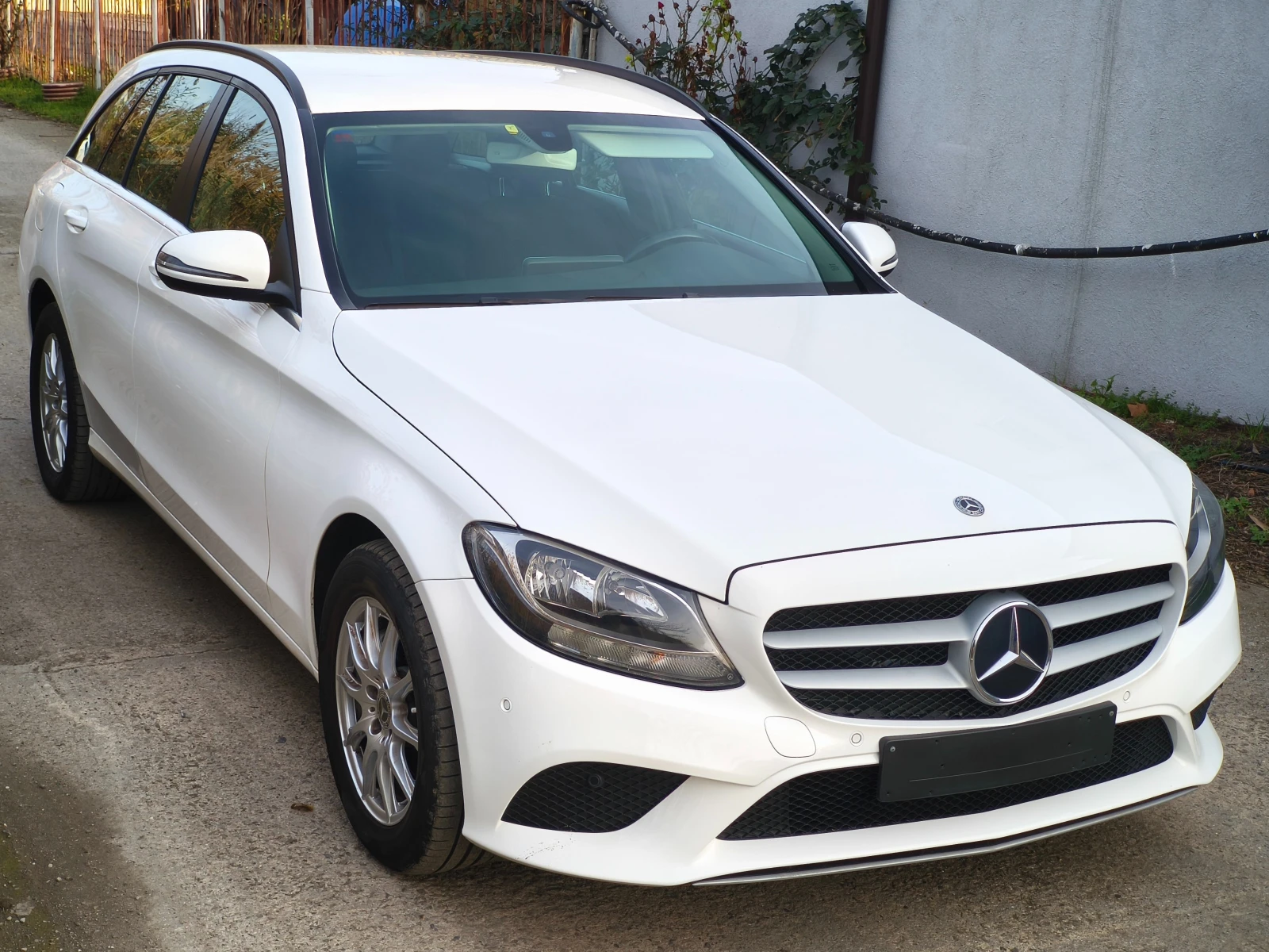 Mercedes-Benz C 220 d T Business Line - изображение 3