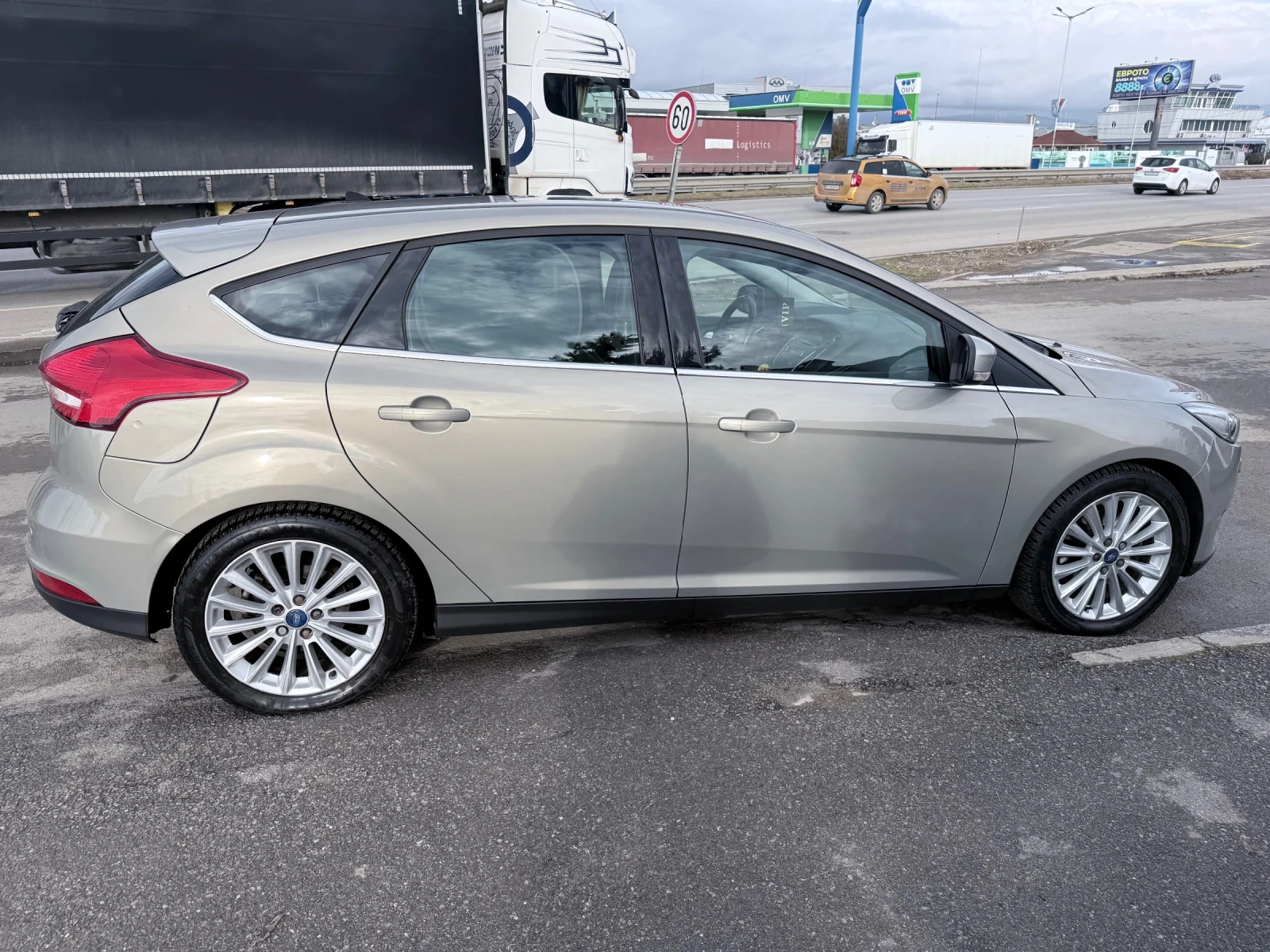 Ford Focus 1, 5 Ecoboost - изображение 3