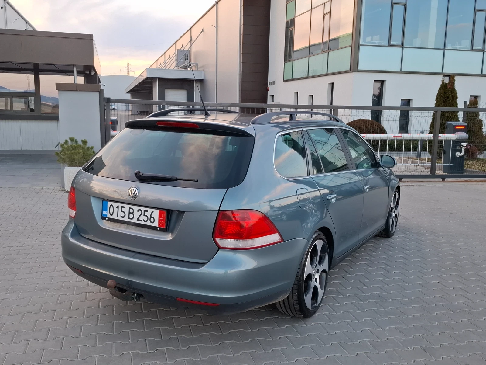 VW Golf 1.9TDI* (105кс)* FACELIFT* НОВ ВНОС* *  - изображение 7