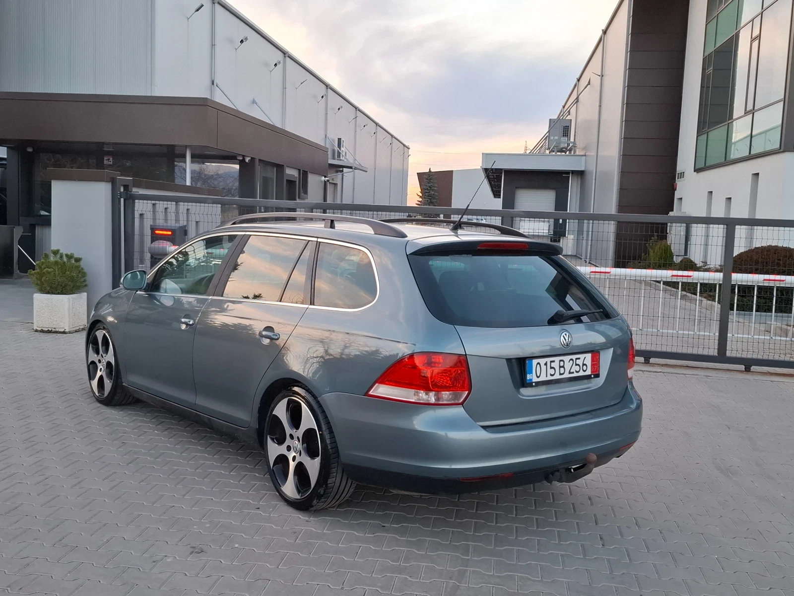 VW Golf 1.9TDI* (105��)* FACELIFT* ��� ����* *  | Mobile.bg � ����������� 12