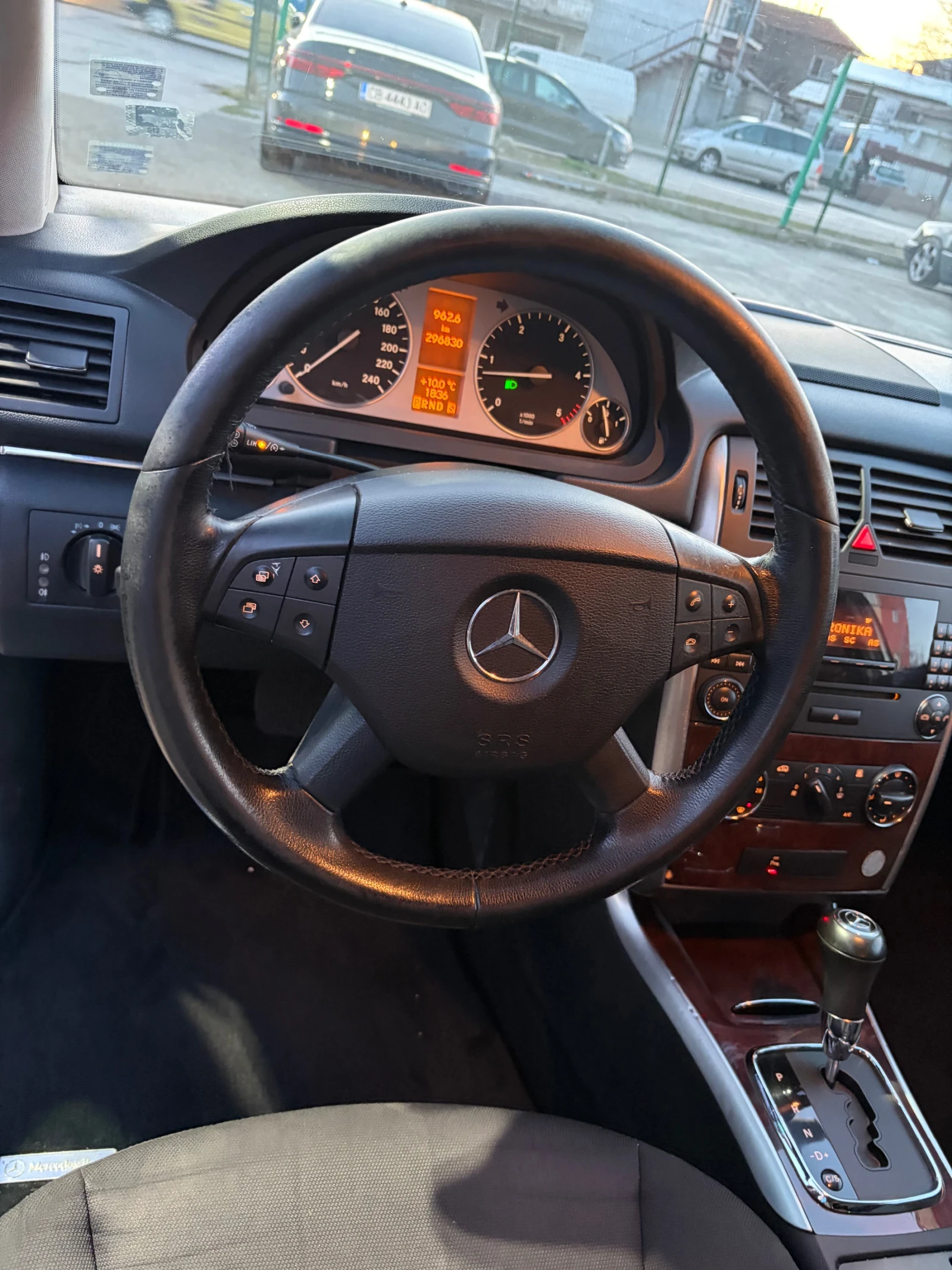 Mercedes-Benz B 200, снимка 10 - Автомобили и джипове - 53776118