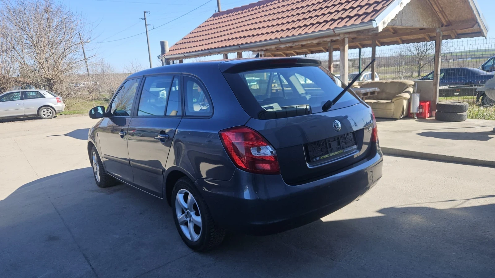Skoda Fabia, снимка 2 - Автомобили и джипове - 53787250