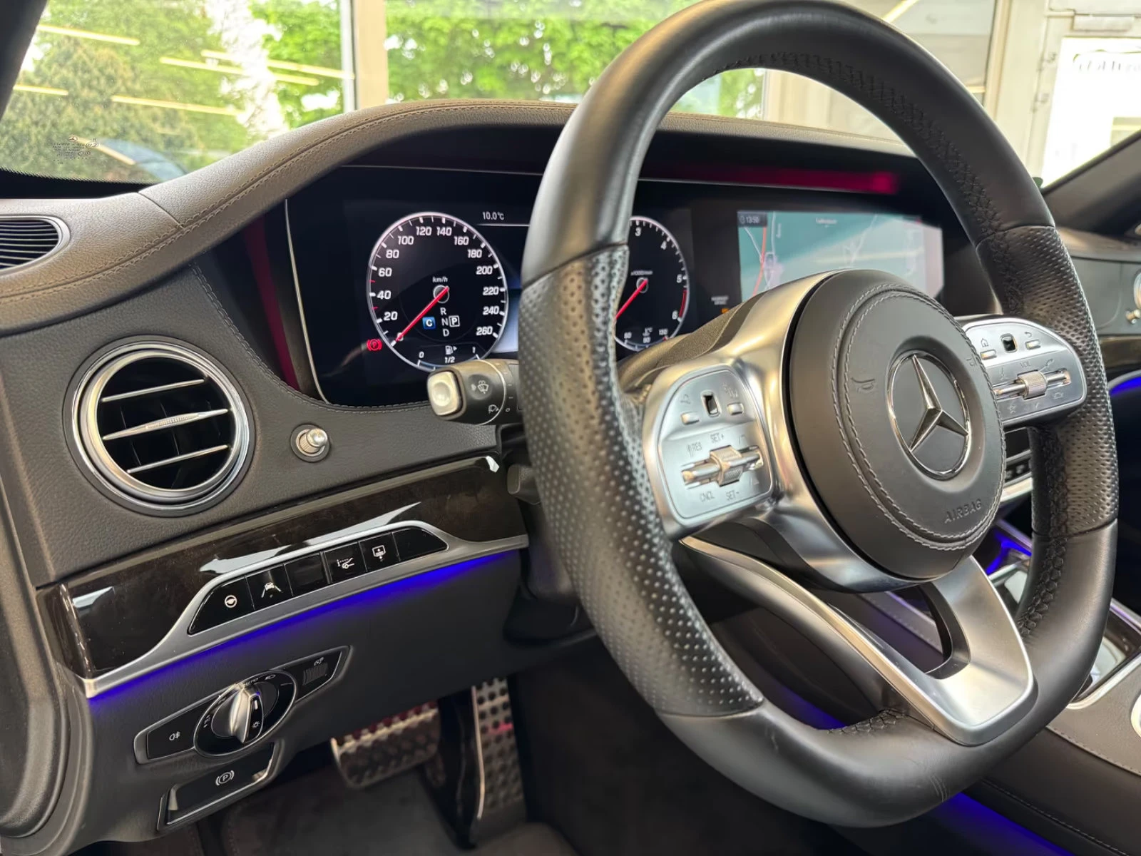 Mercedes-Benz S 350 d/AMG/286HP/L/CHAFFEUR/PANO/MEMO/BURM/HUD/360/923g, снимка 10 - Автомобили и джипове - 53828875