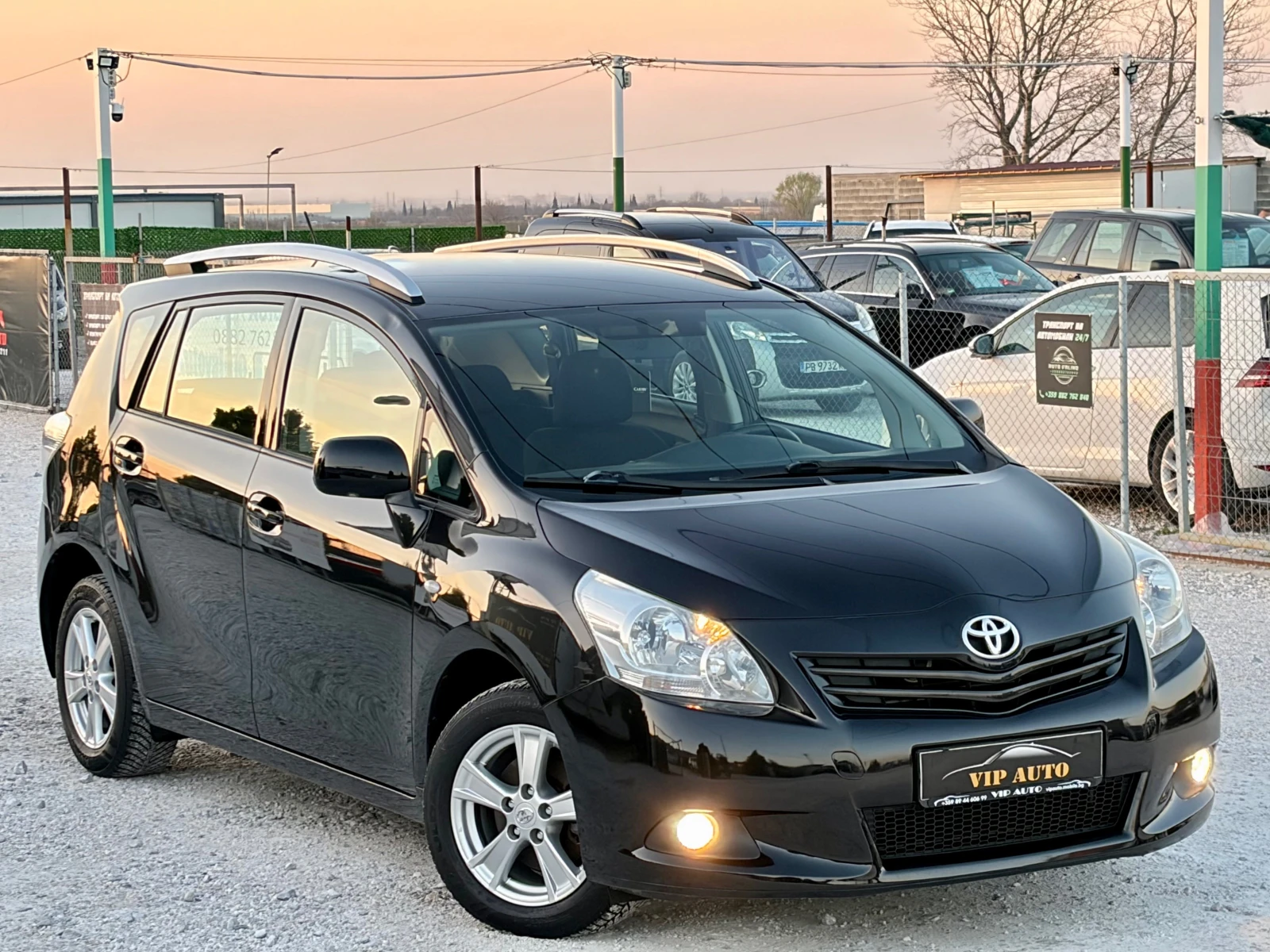 Toyota Verso 2.0D-4D NAVI CAMERA, снимка 2 - Автомобили и джипове - 53837624