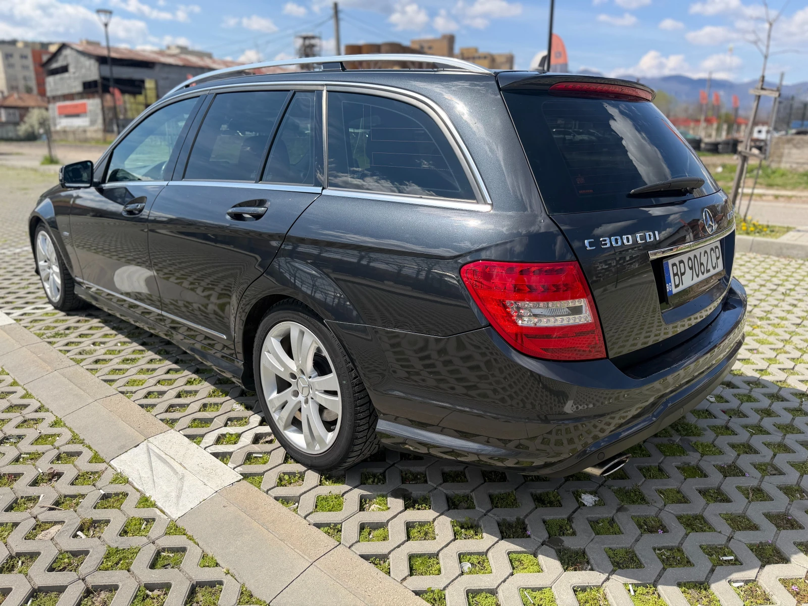 Mercedes-Benz C 300 CDI 4MATIC AMG FULL EXTRAS, снимка 5 - Автомобили и джипове - 54160490