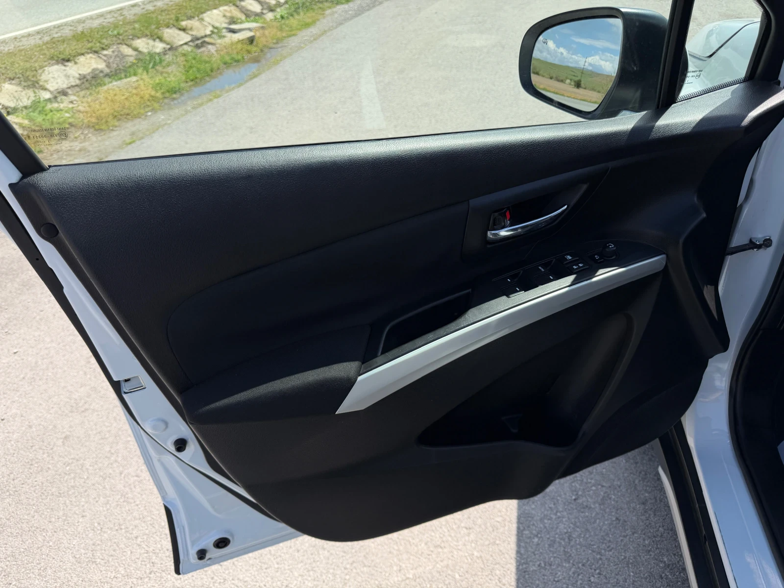 Suzuki SX4 S-Cross 1.6 DID, снимка 12 - Автомобили и джипове - 54329997