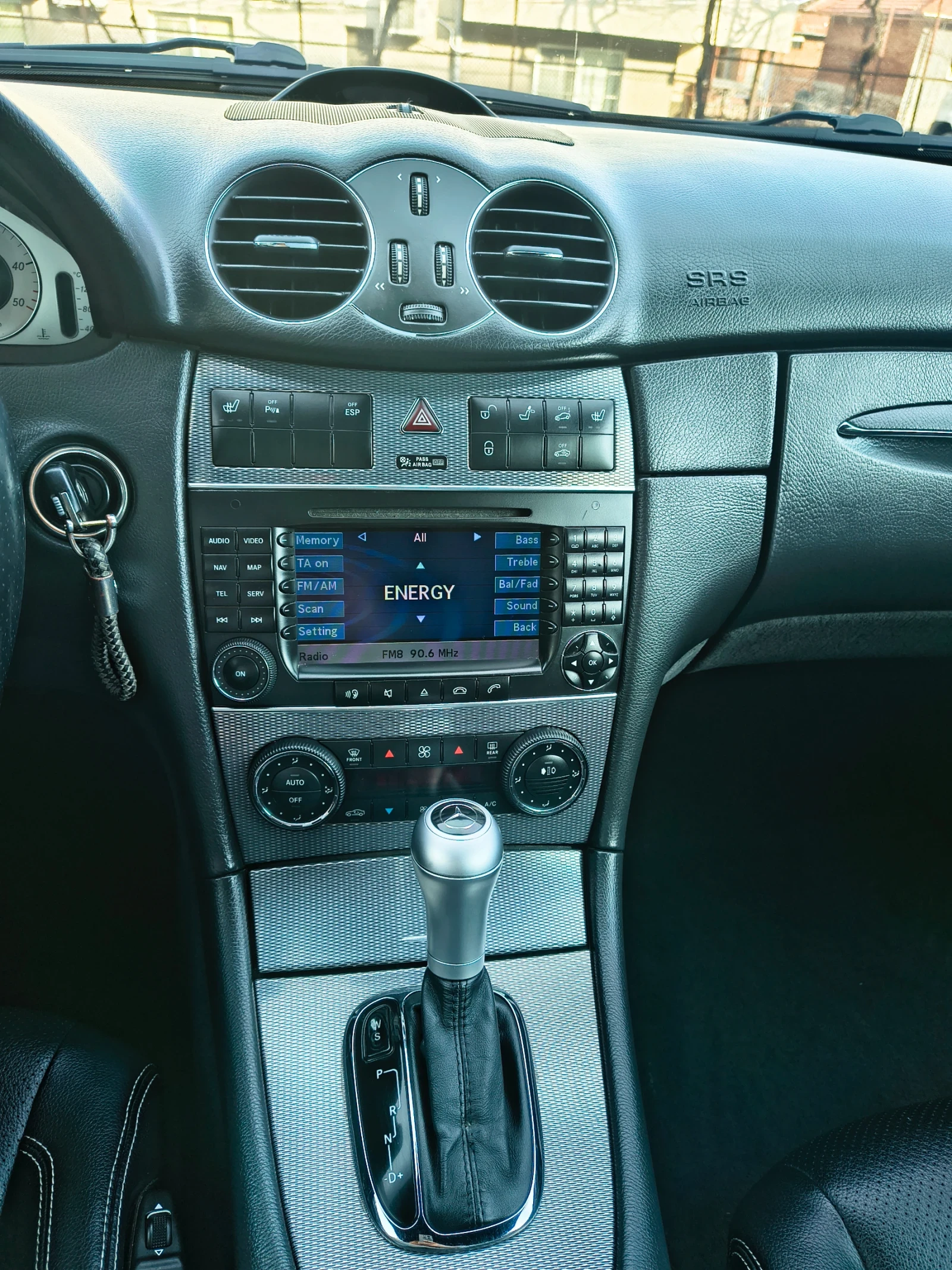 Mercedes-Benz CLK 270, снимка 2 - Автомобили и джипове - 54433930