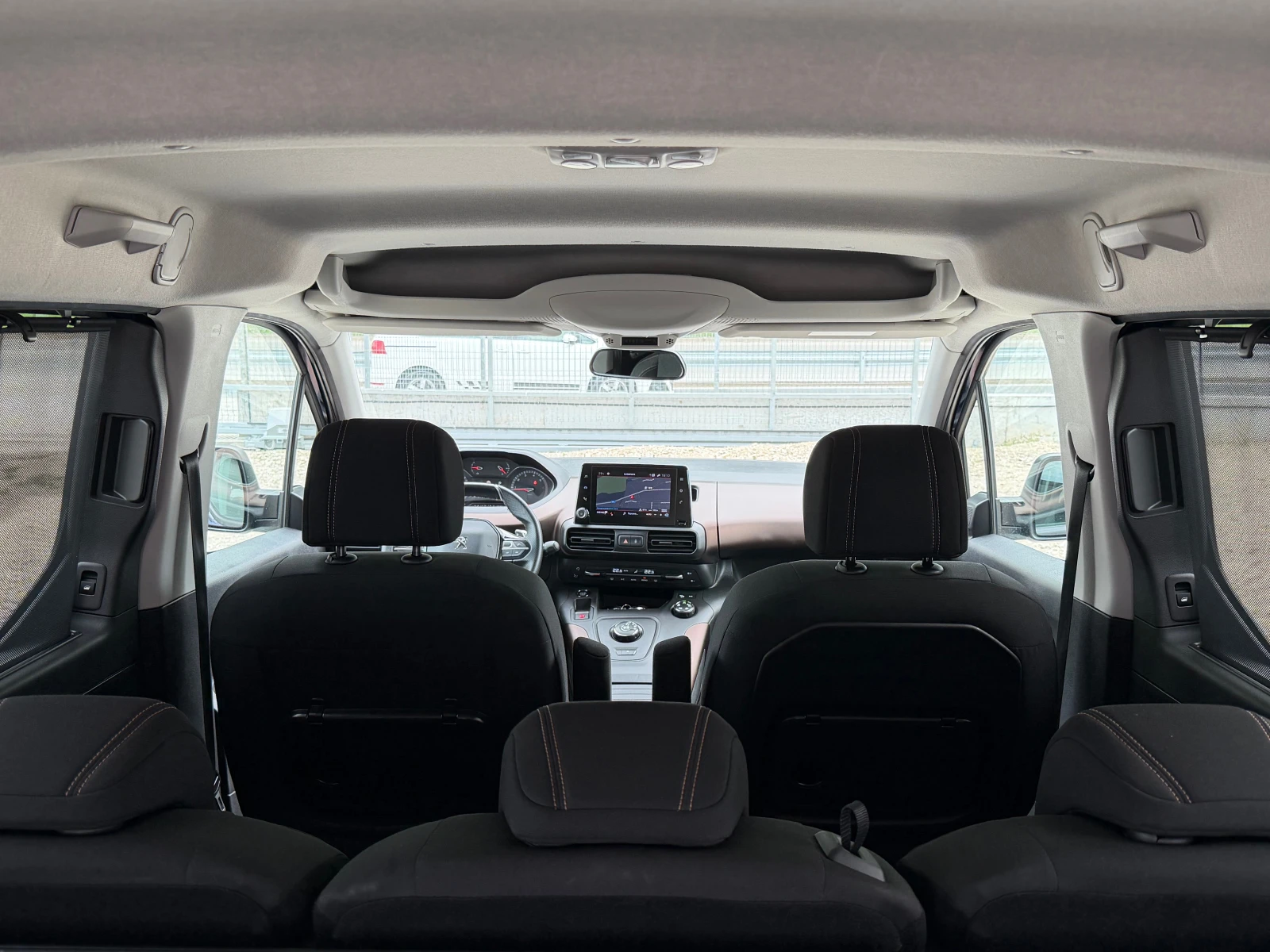 Peugeot Partner 1.5HDI* GT-Line* FACE* EAT8* FULL, снимка 13 - Автомобили и джипове - 54461889