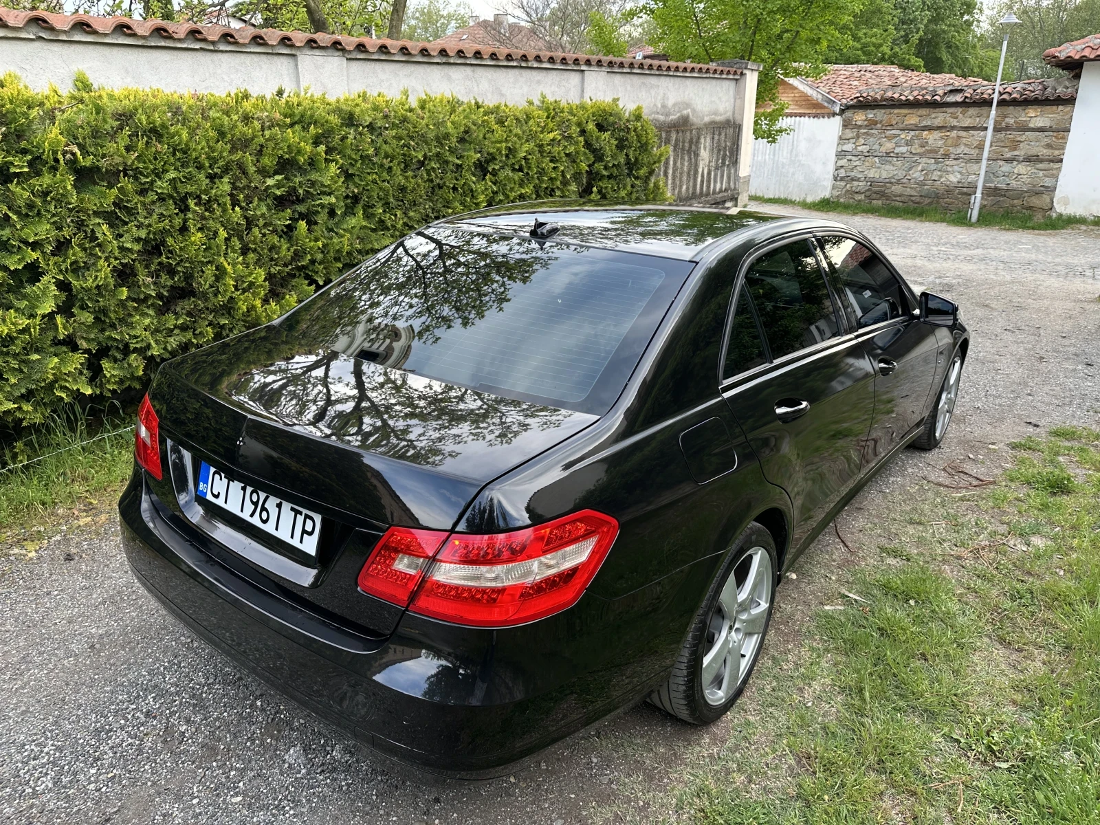 Mercedes-Benz E 200 CDI 7G , снимка 3 - Автомобили и джипове - 54598423
