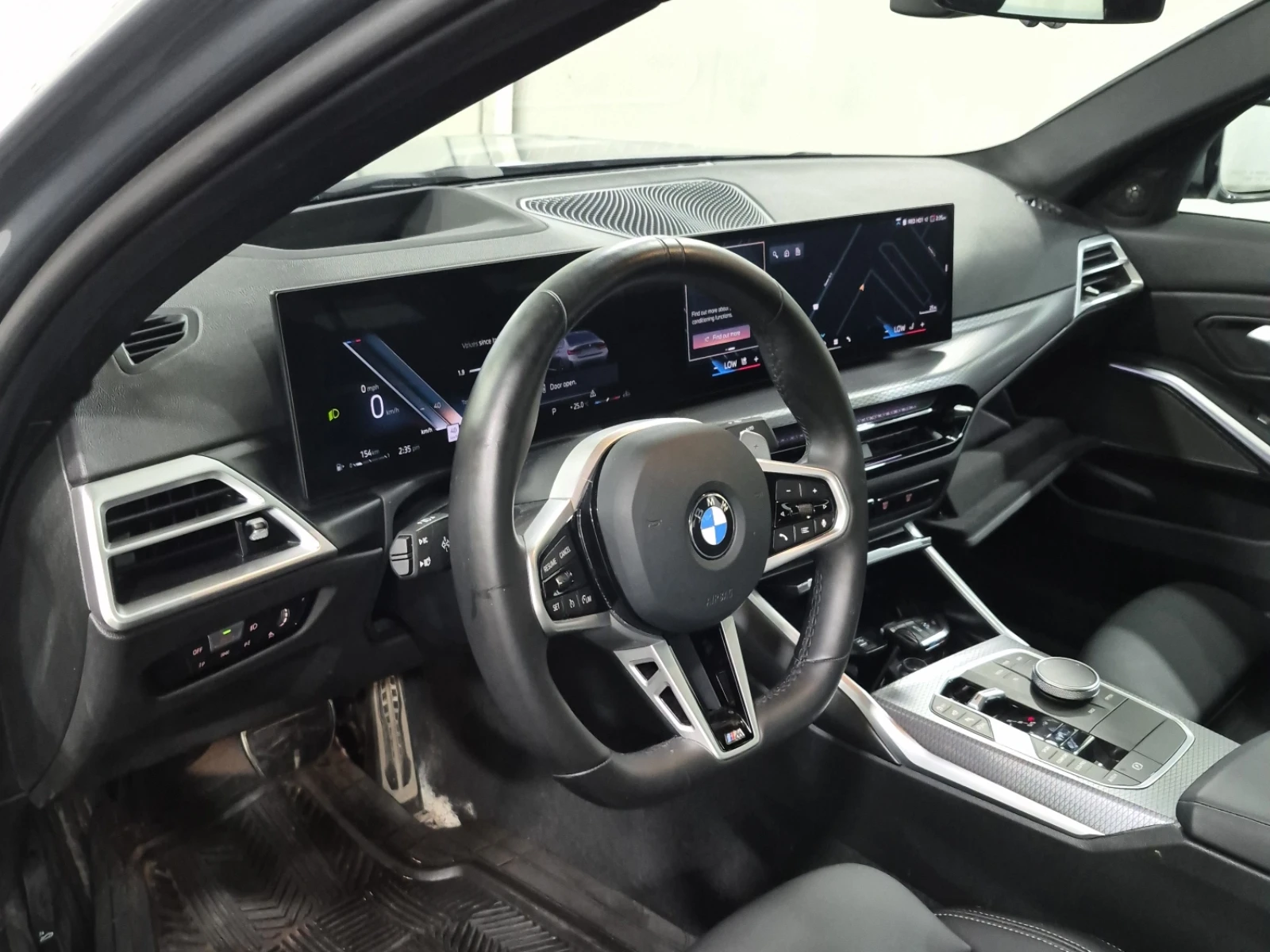 BMW 330  xDrivei , снимка 8 - Автомобили и джипове - 54914451