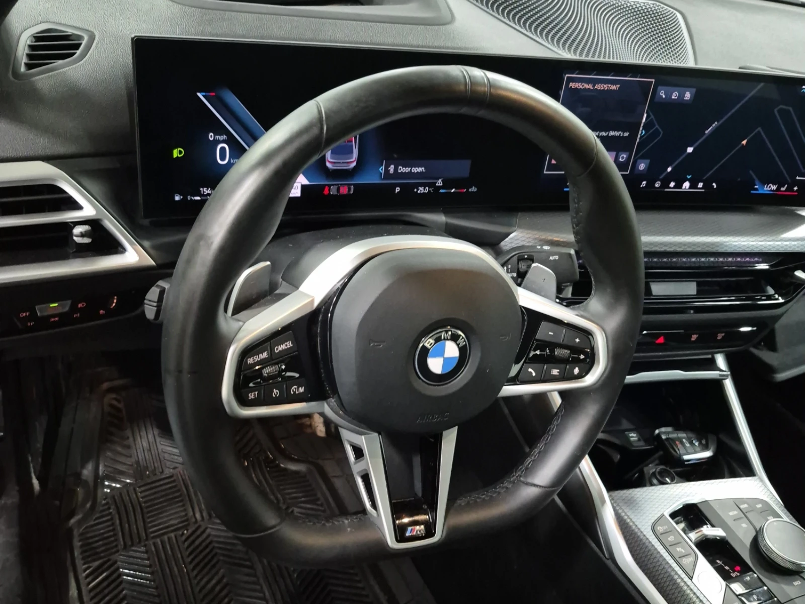 BMW 330  xDrivei , снимка 10 - Автомобили и джипове - 54914451