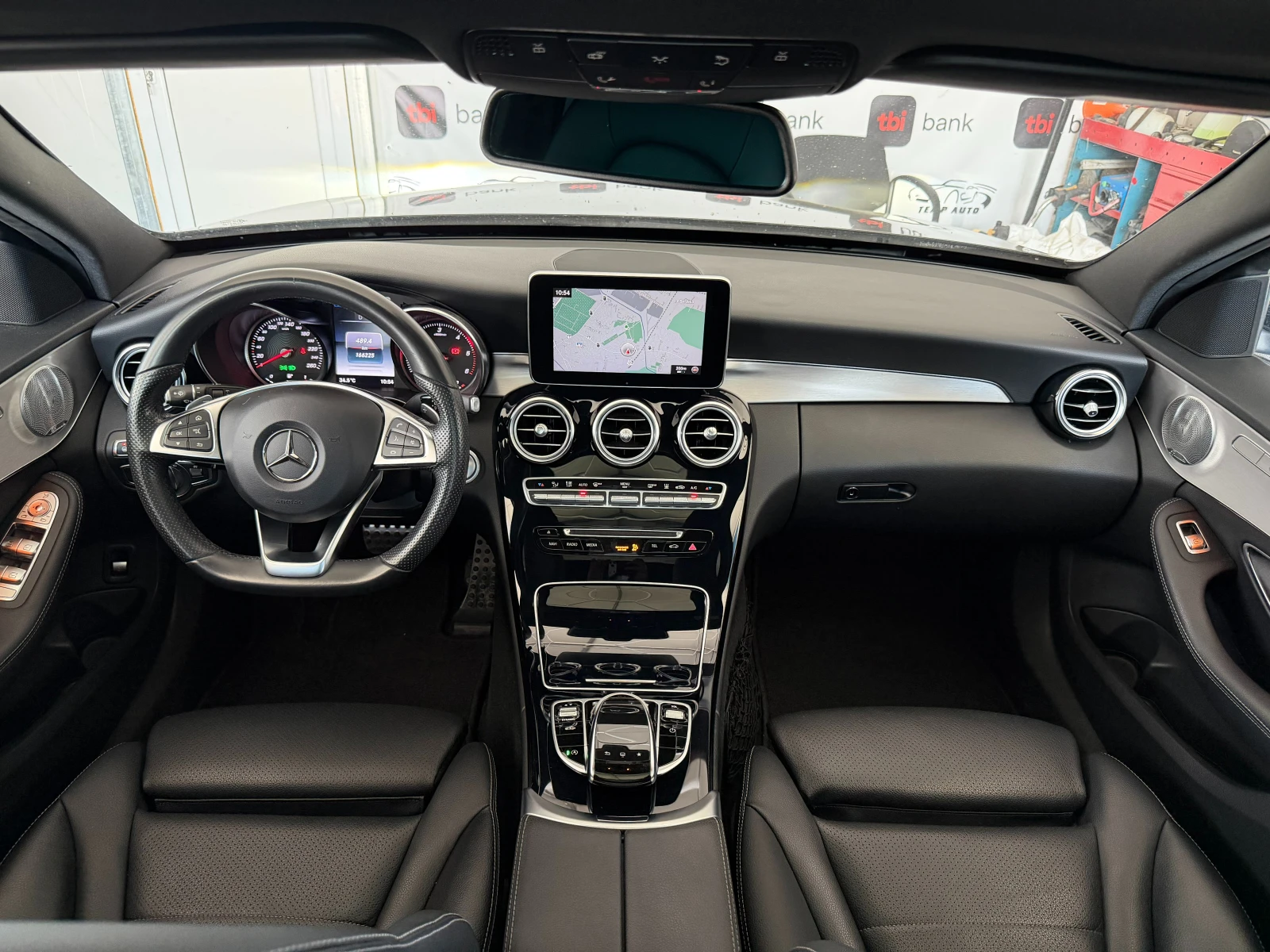Mercedes-Benz C 220 D* 4Matic* AMG* ПЪЛНА СЕРВИЗНА ИСТОРИЯ В МЕРЦЕДЕС, снимка 10 - Автомобили и джипове - 55155207