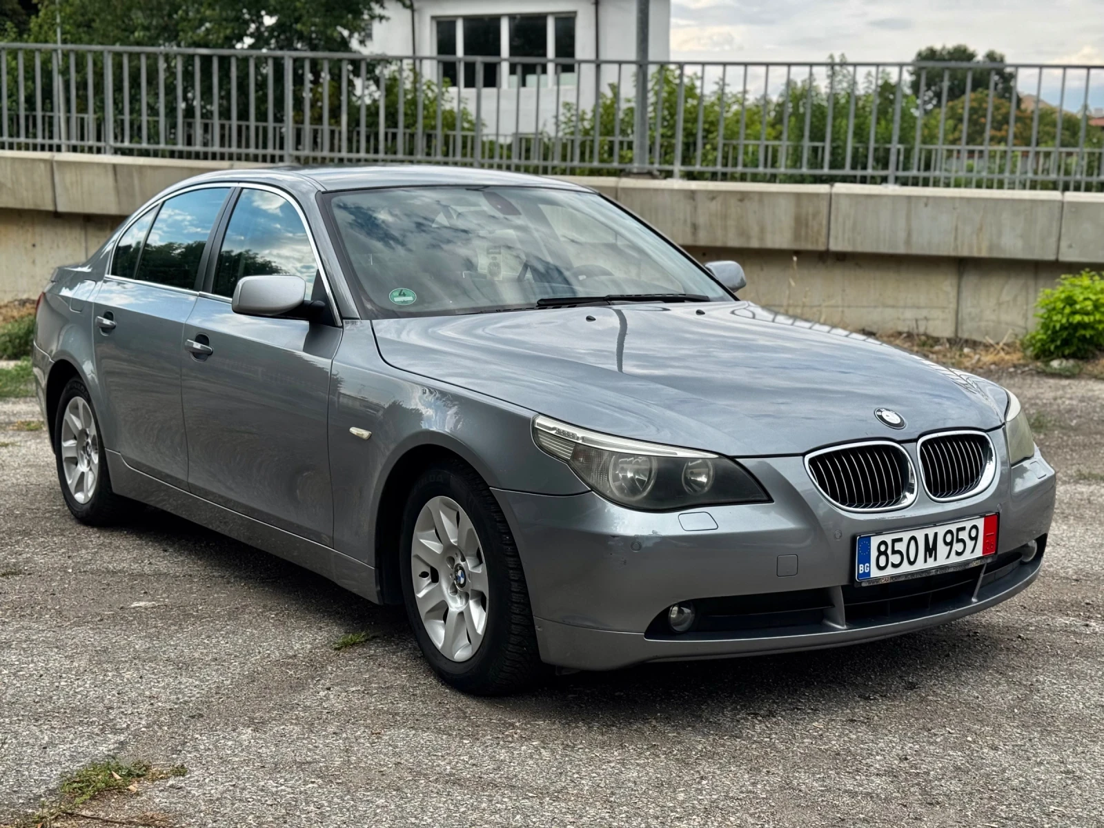 BMW 520 i | Mobile.bg � ����������� 1