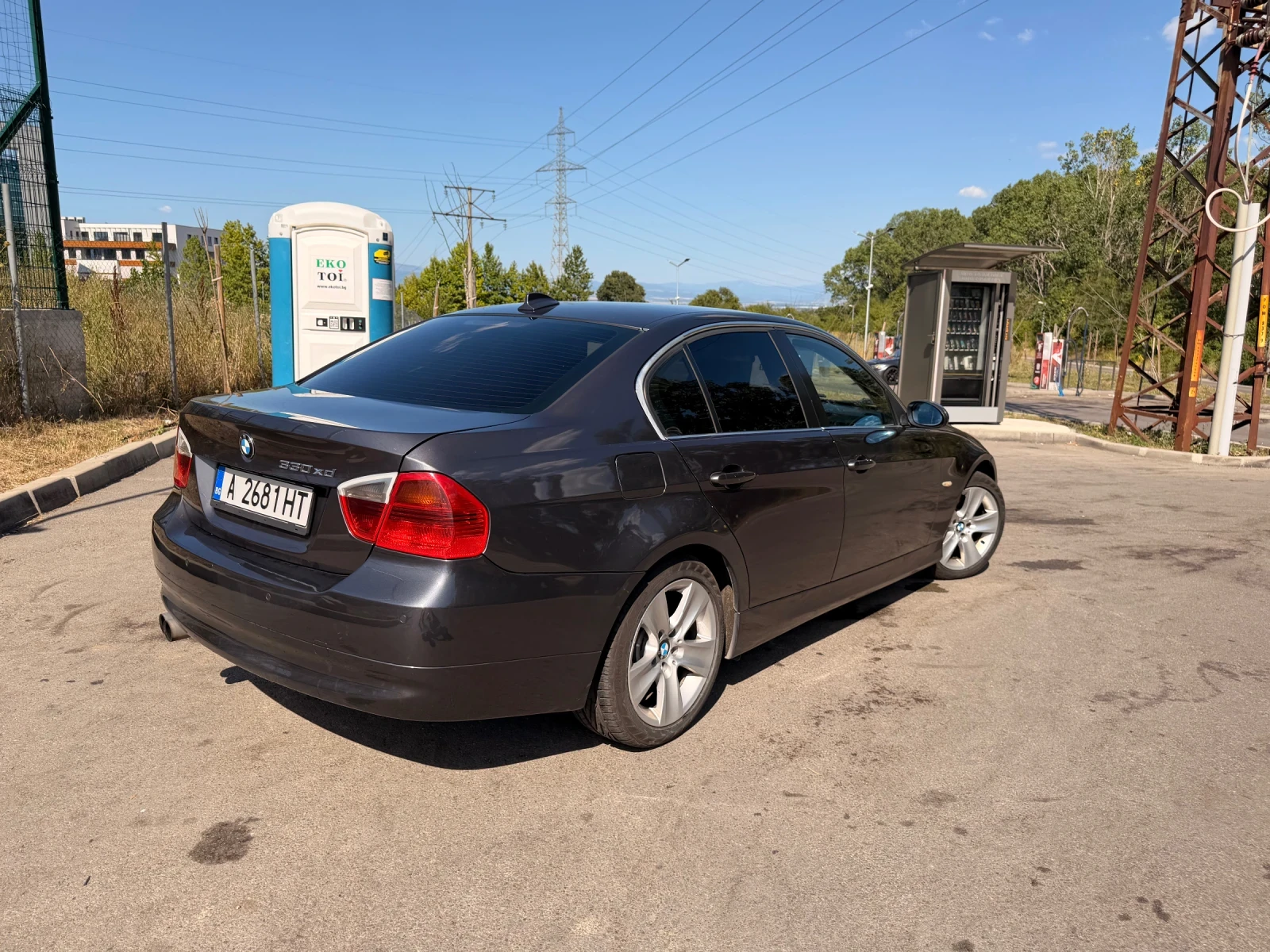 BMW 330 М57, снимка 4 - Автомобили и джипове - 55579077