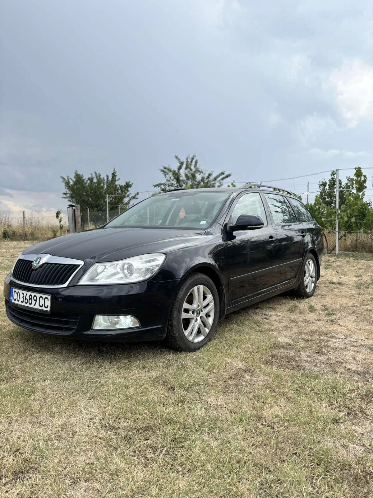 Skoda Octavia  Octavia Combi, октомври  2011, снимка 2 - Автомобили и джипове - 55589560