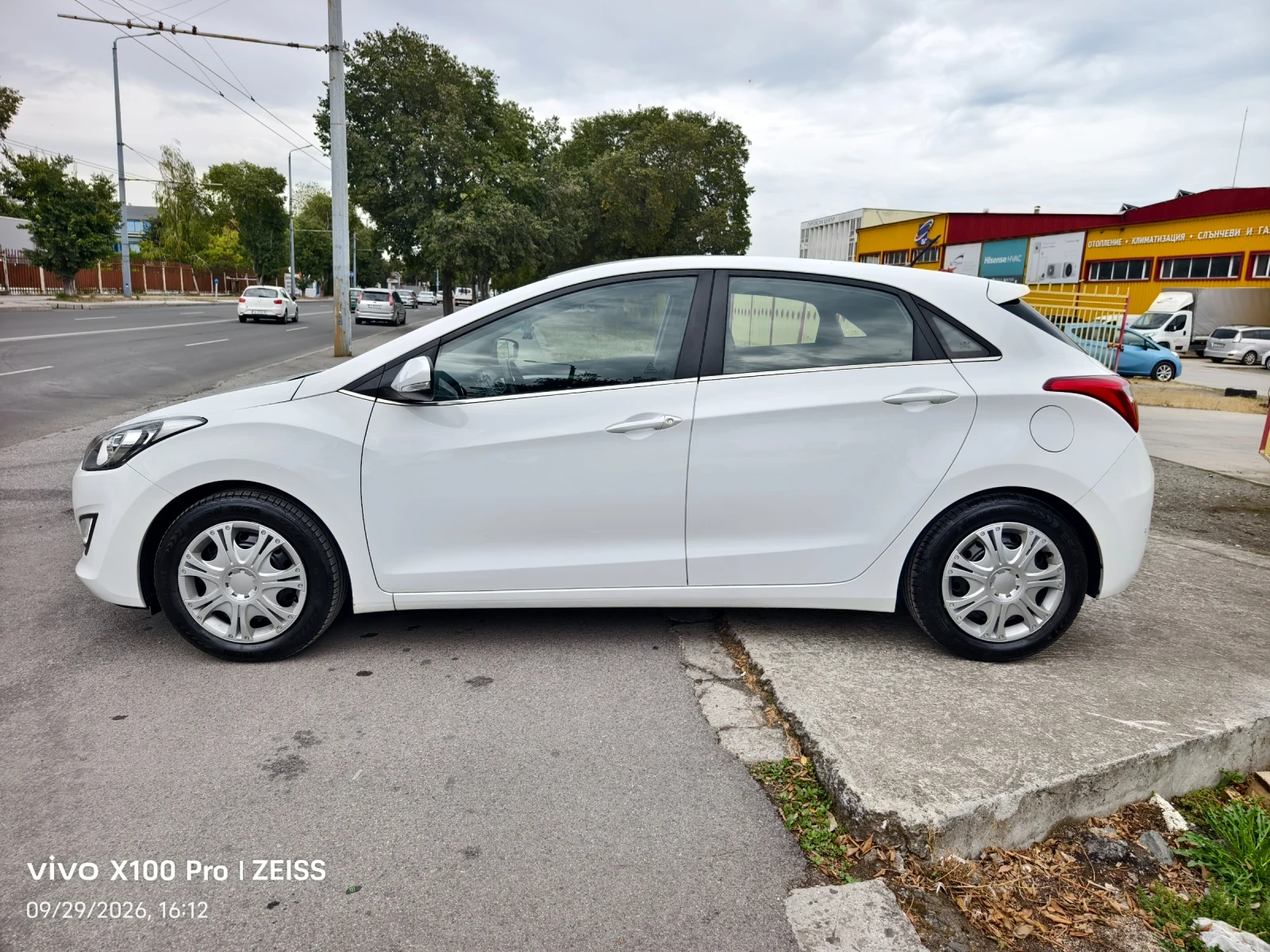 Hyundai I30 1.6CRDi Swiss Aut. | Mobile.bg � ����������� 7
