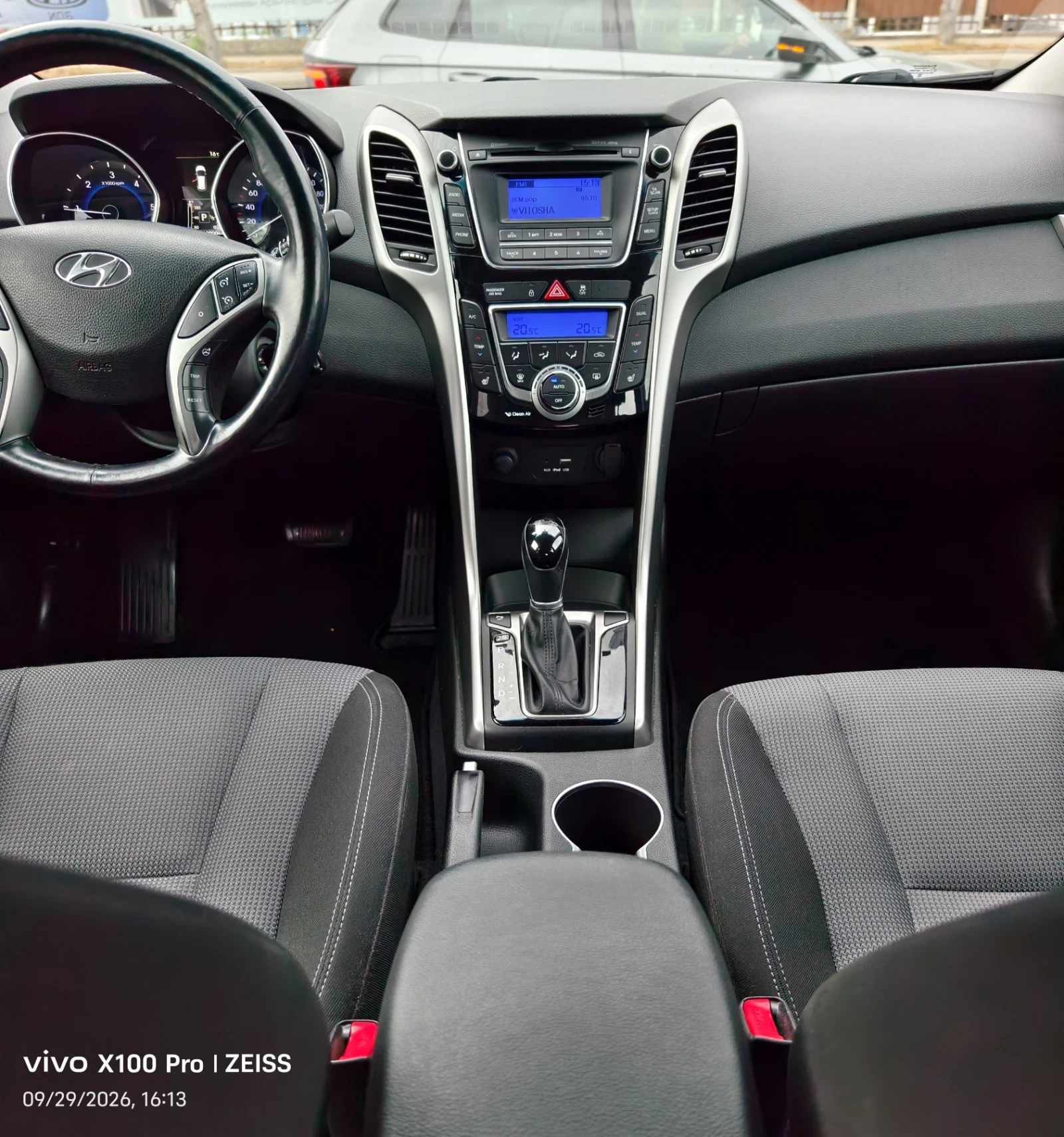 Hyundai I30 1.6CRDi Swiss Aut. | Mobile.bg � ����������� 16