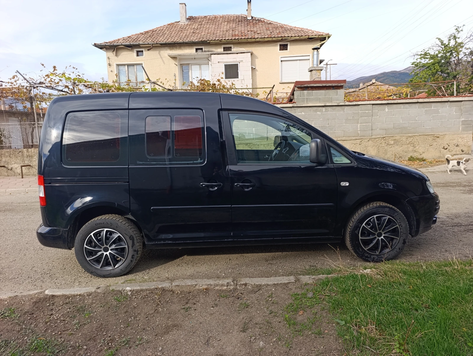 VW Caddy 1.9tdi klima, снимка 5 - Автомобили и джипове - 56201274