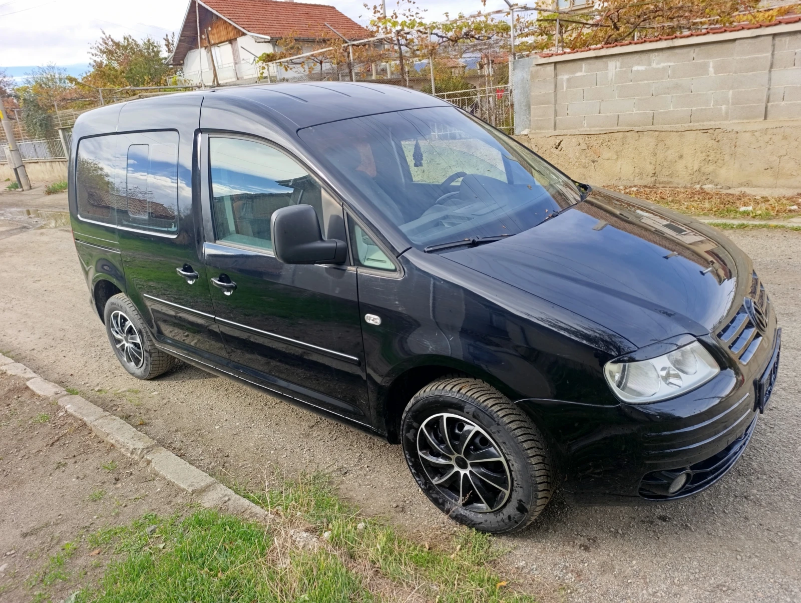 VW Caddy 1.9tdi klima, снимка 6 - Автомобили и джипове - 56201274