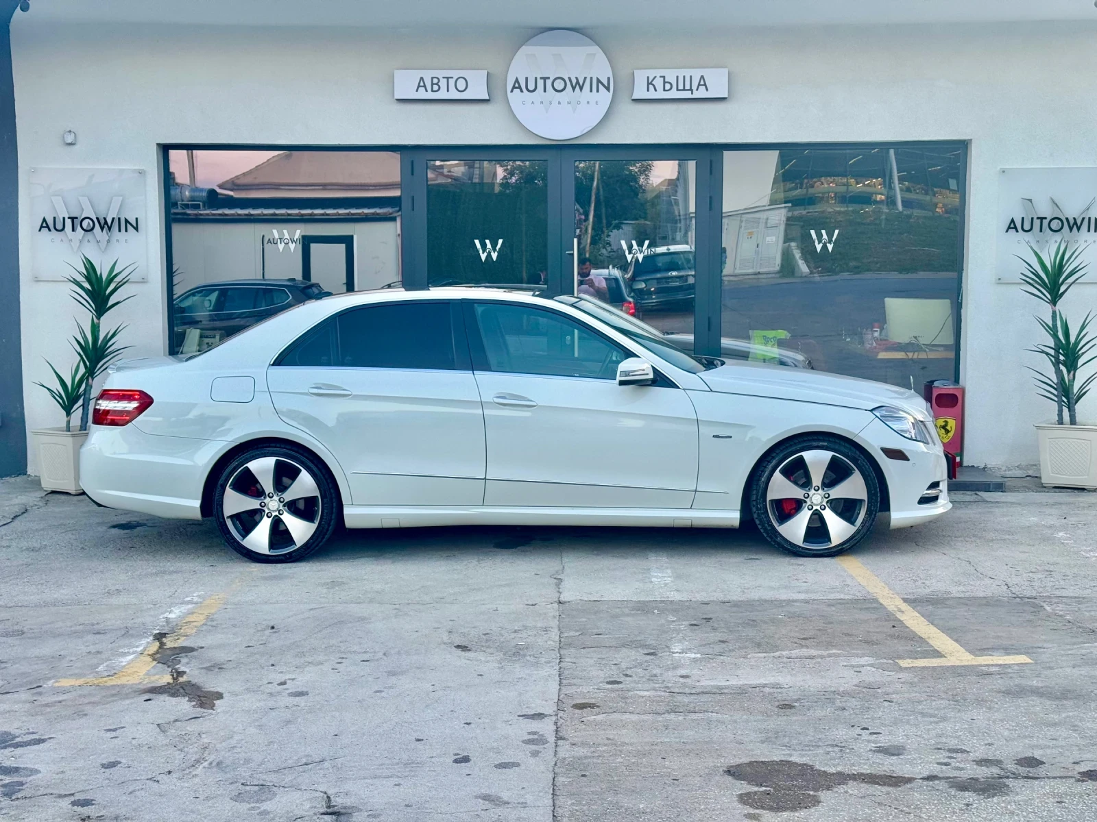 Mercedes-Benz E 350 W212 / V6 / 306HP / 7G-Plus / BlueE/ TOP, снимка 5 - Автомобили и джипове - 56251950