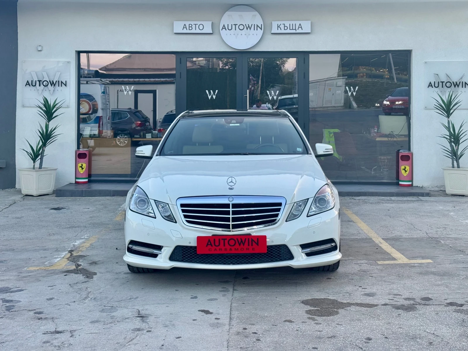 Mercedes-Benz E 350 W212 / V6 / 306HP / 7G-Plus / BlueE/ TOP, снимка 3 - Автомобили и джипове - 56251950