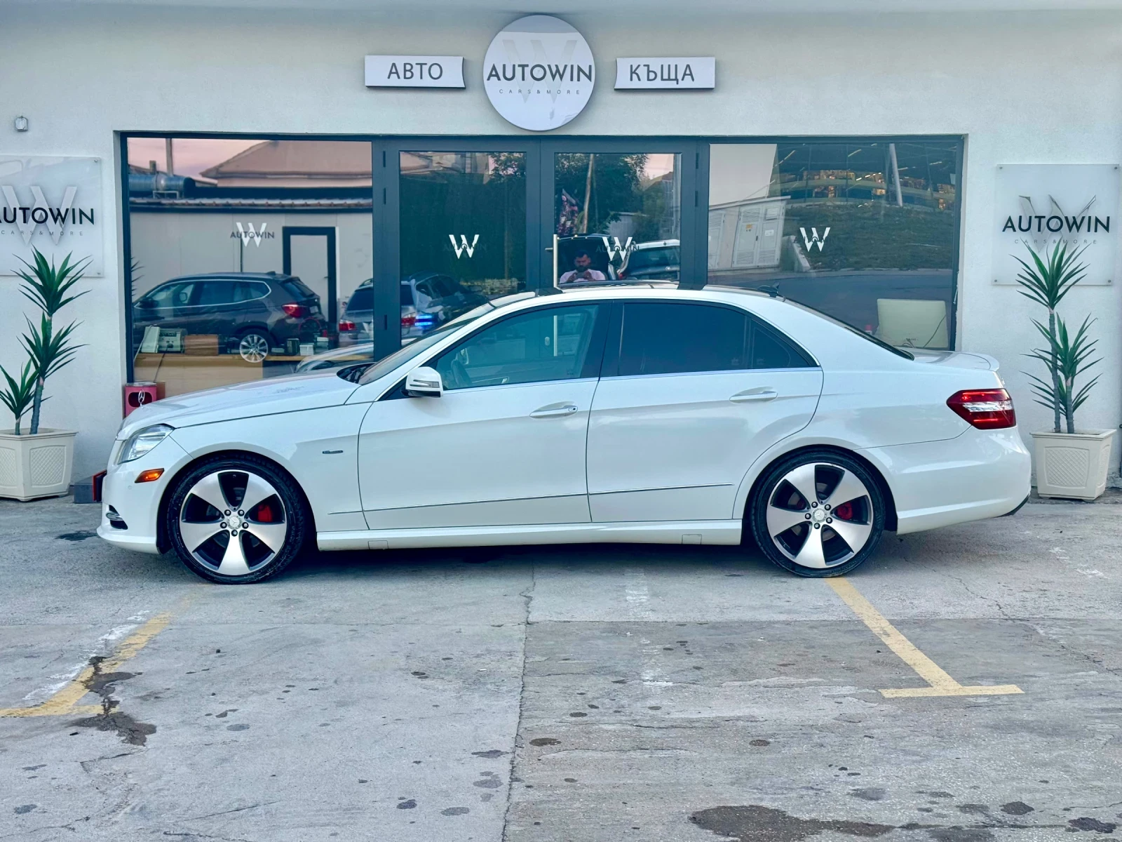 Mercedes-Benz E 350 W212 / V6 / 306HP / 7G-Plus / BlueE/ TOP, снимка 6 - Автомобили и джипове - 56251950