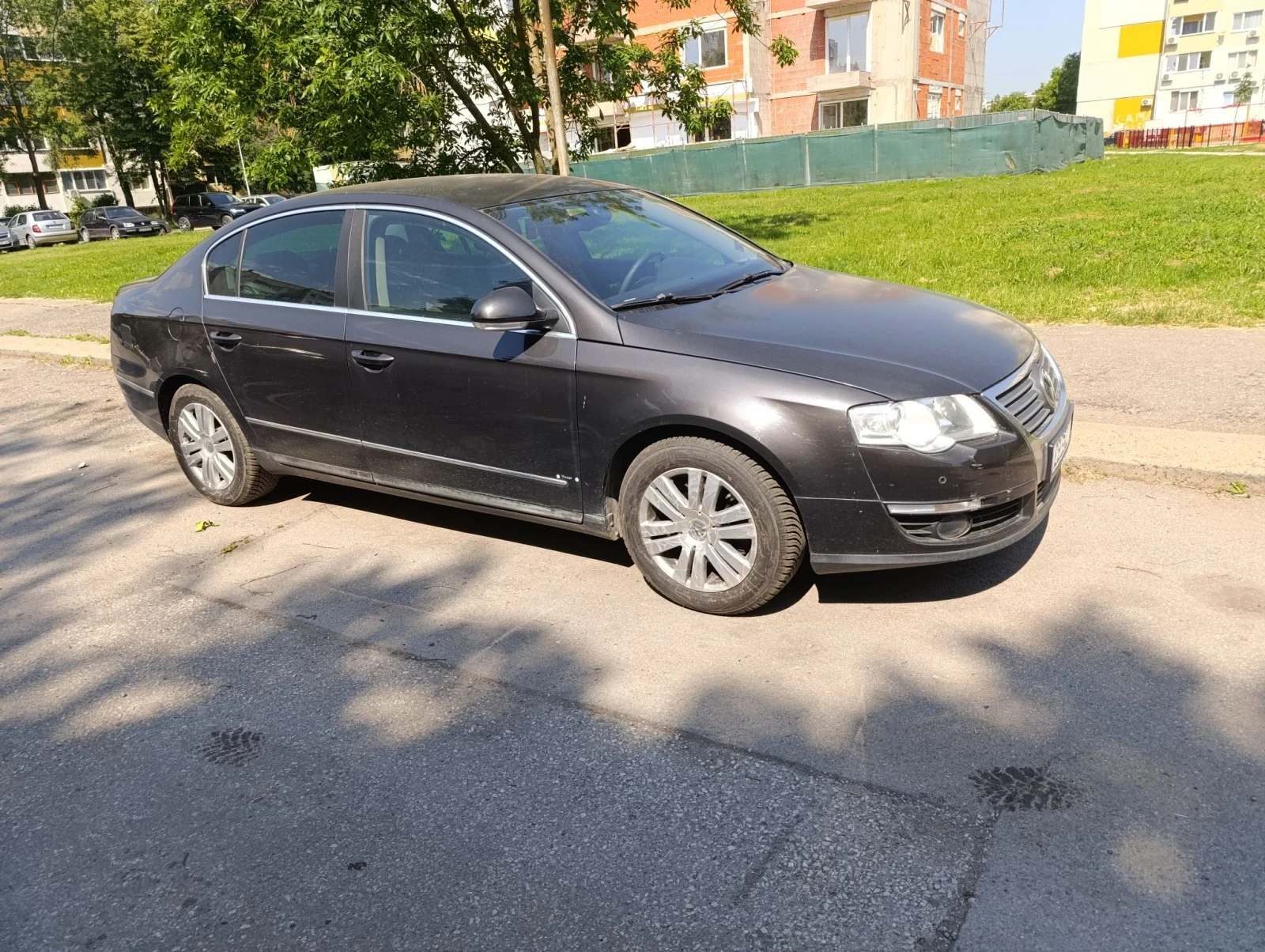 VW Passat Здравейте колата е обслужена преди 5хиляди километ